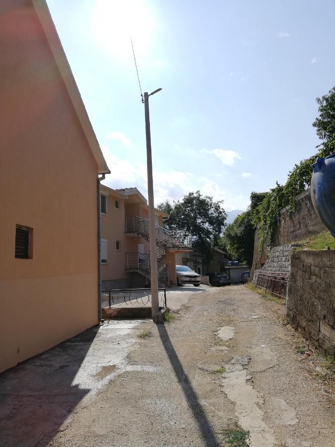 Ruza Apartments Kotor Exterior photo